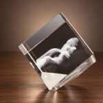 3D foto in glas - kubus staand op een hoek - zijaanzicht