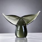 Glazen walvisvin - decoratieve walvisstaart van grijs glas